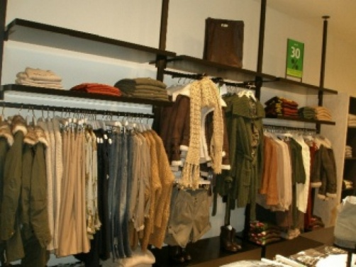 30 % rabatu na wybrane modele kurtek i płaszczy w Benetton! Złote Tarasy