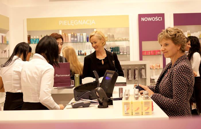 Najwyższe standardy obsługi klienta w perfumeriach Marionnaud